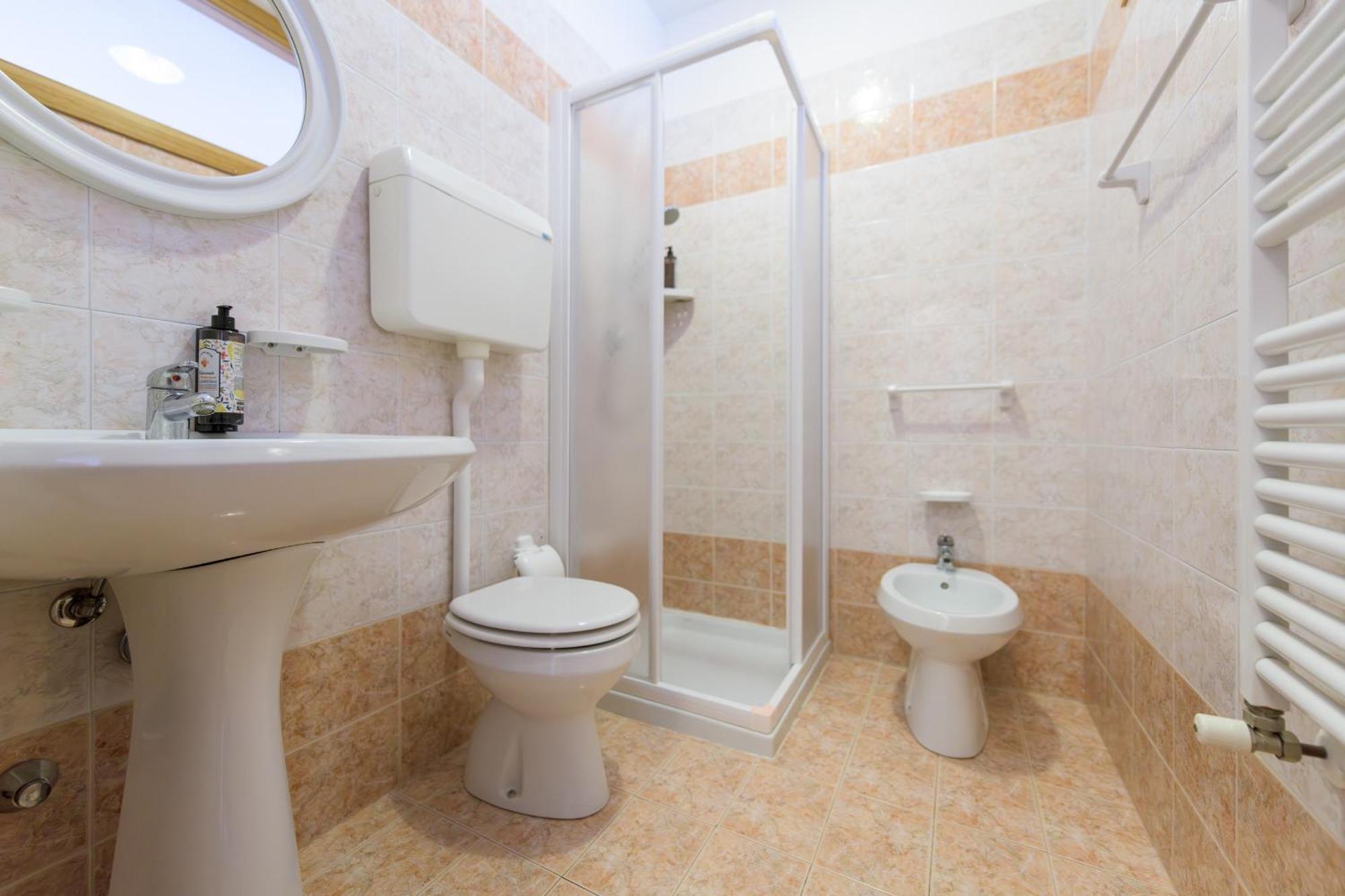 Economy Twin Room