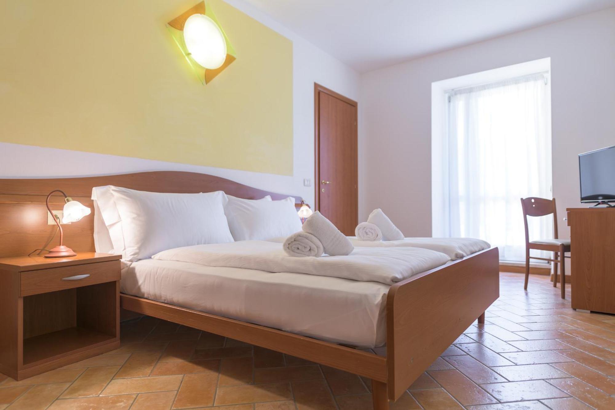 Standard Plus Twin Room